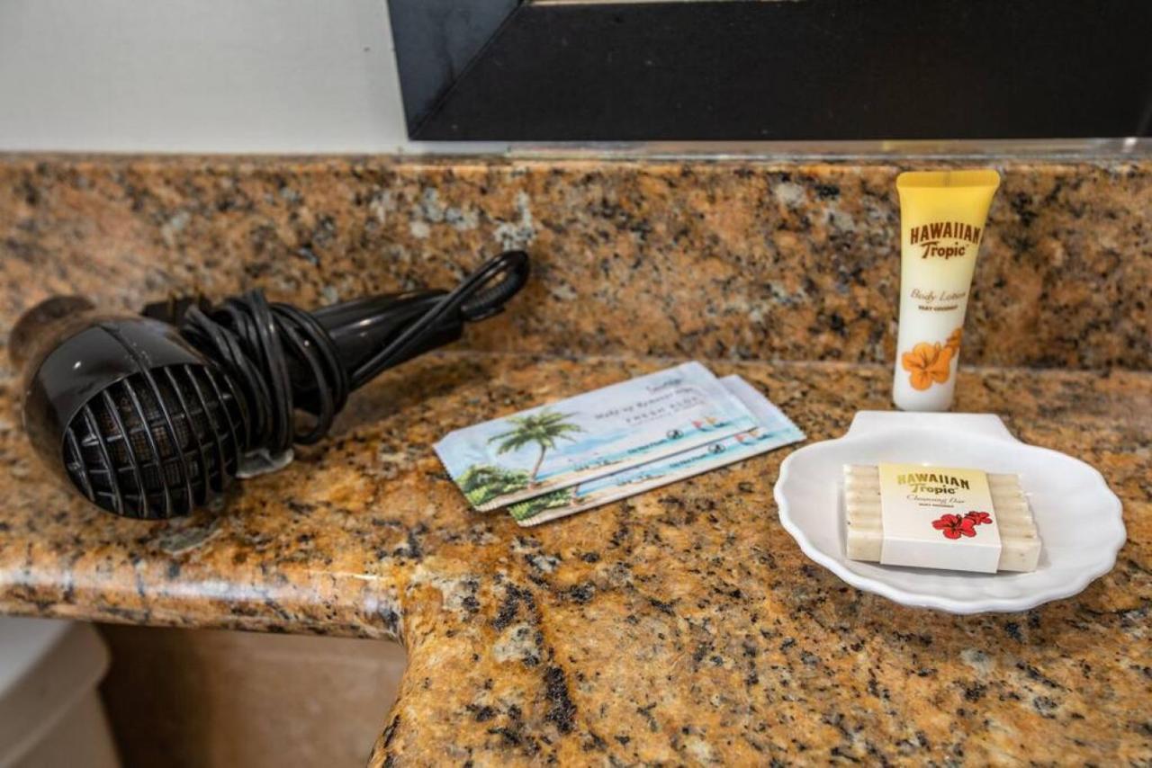 Incredible Location Free Parking In Waikiki Villa Honolulu Exteriör bild