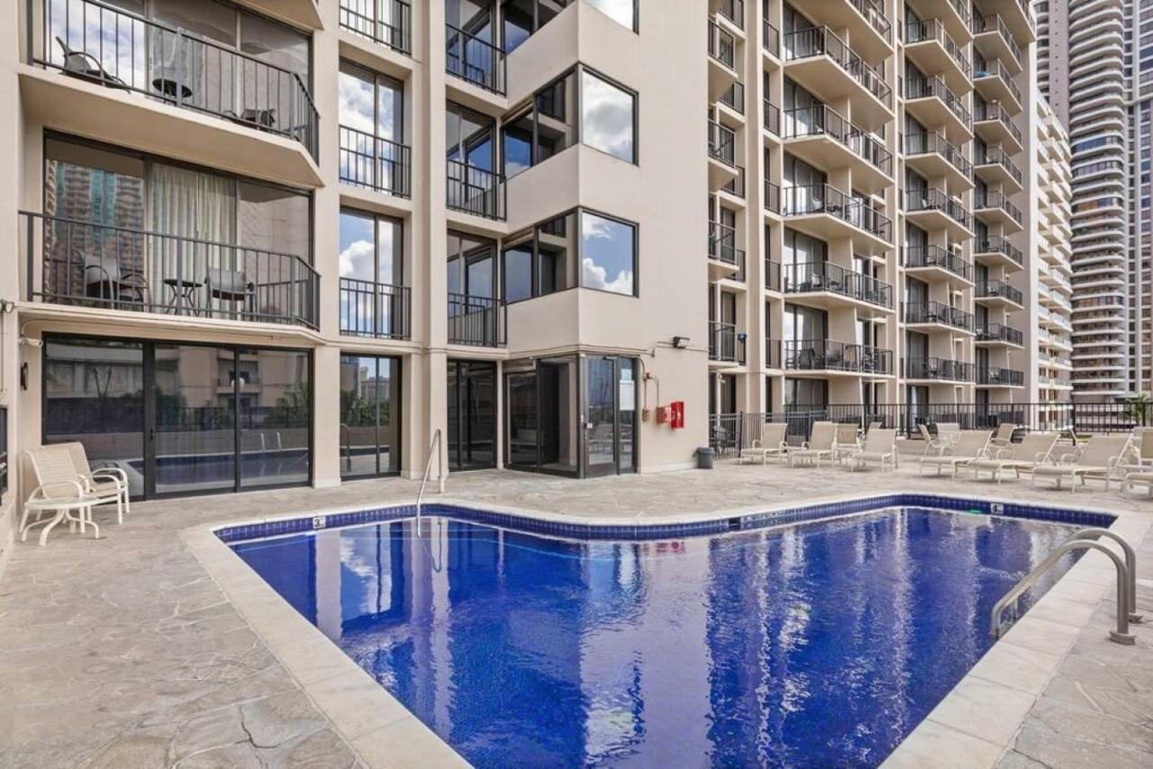 Incredible Location Free Parking In Waikiki Villa Honolulu Exteriör bild